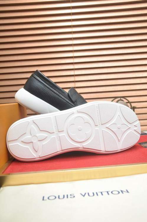 Picture of Louis Vuitton Shoes _SKULVsz38-44mnf070916181